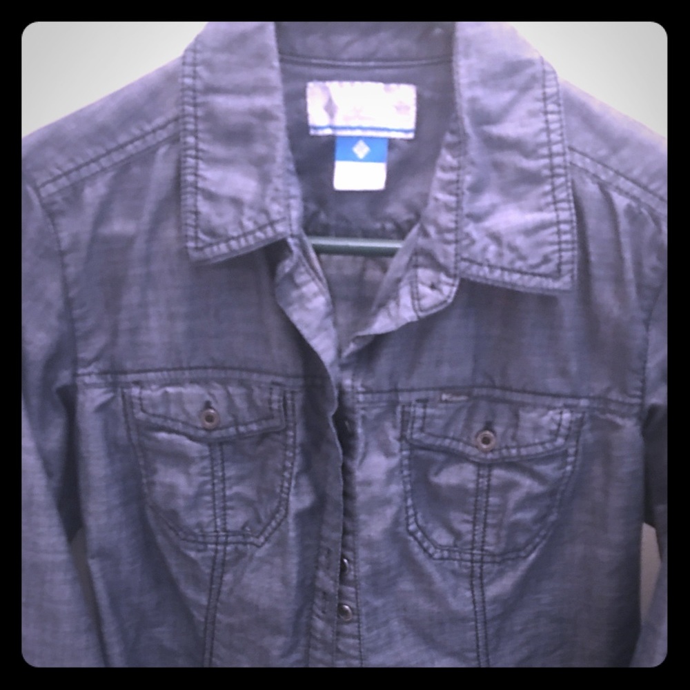 Columbia button down shirt